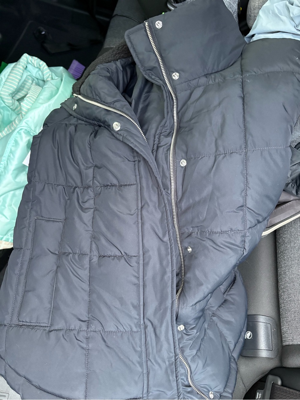 YPB on the Go Puffer -L - Picture 4 of 9